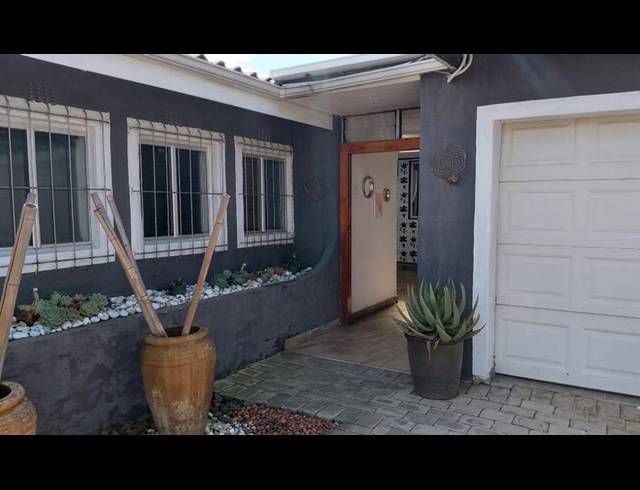 4 BEDROOM HOUSE FOR SALE IN BRACKENDOWNS